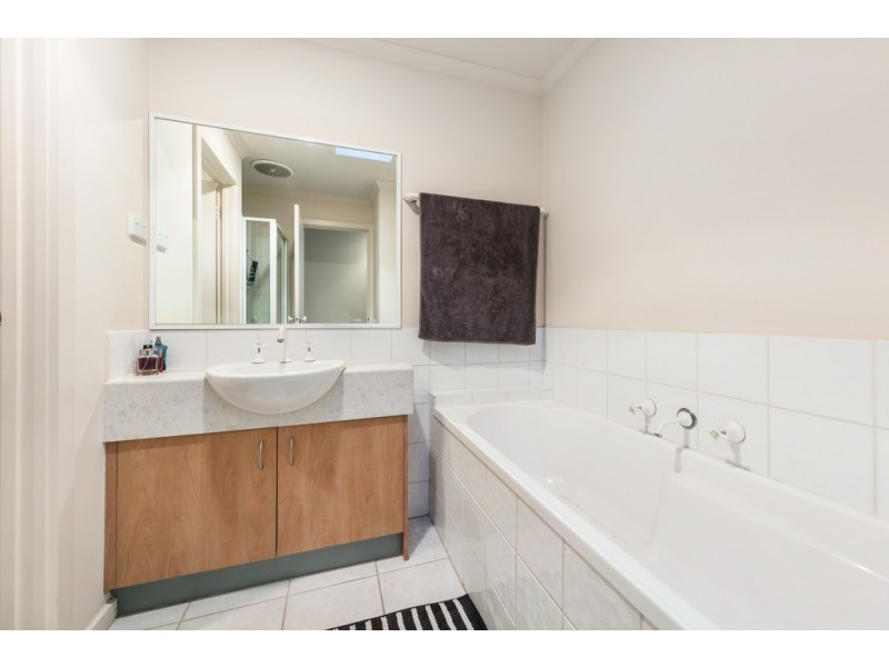 36/95 Ashleigh Avenue, Frankston VIC 3199