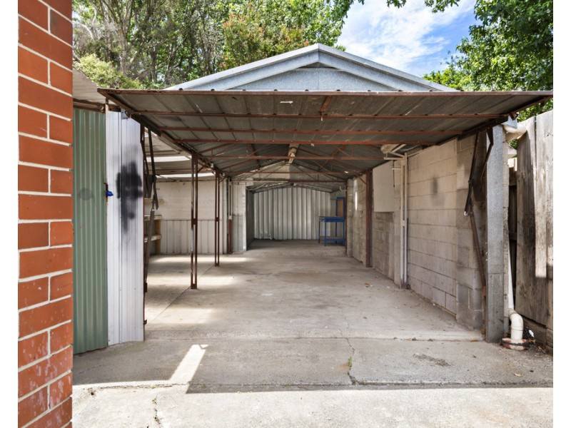 27 Meerlu Avenue, Frankston VIC 3199