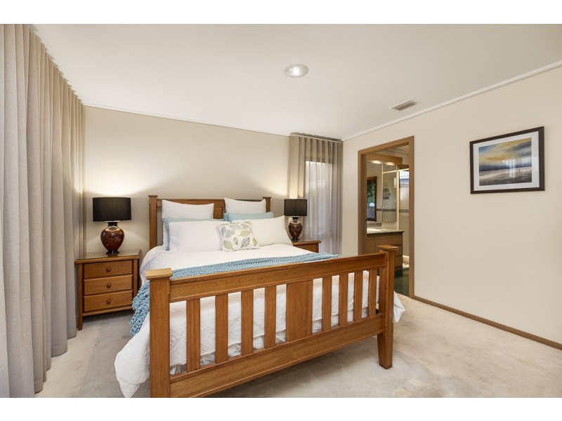 8 Kilmiston Court, Frankston South VIC 3199