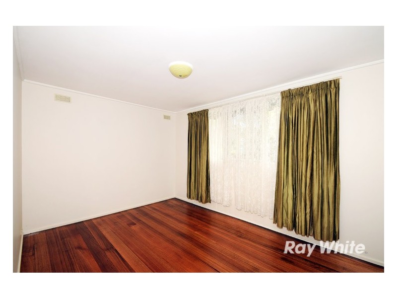 17 Karingal Drive, Frankston VIC 3199