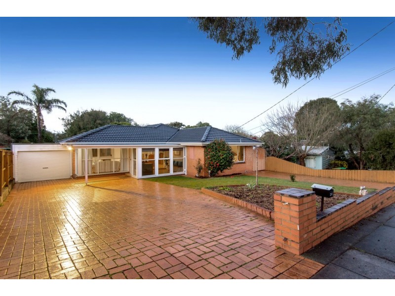 24 Sycamore Road, Frankston South VIC 3199