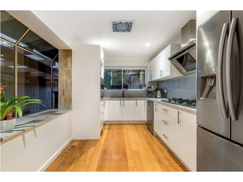 24 Sycamore Road, Frankston South VIC 3199