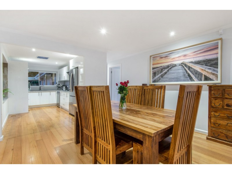 24 Sycamore Road, Frankston South VIC 3199