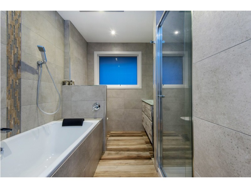24 Sycamore Road, Frankston South VIC 3199
