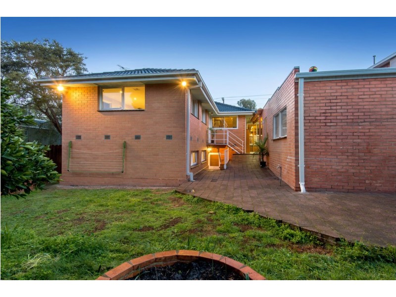 24 Sycamore Road, Frankston South VIC 3199