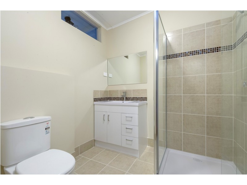 33 Wynden Drive, Frankston VIC 3199