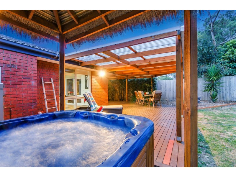 11 Darius Avenue, Frankston VIC 3199