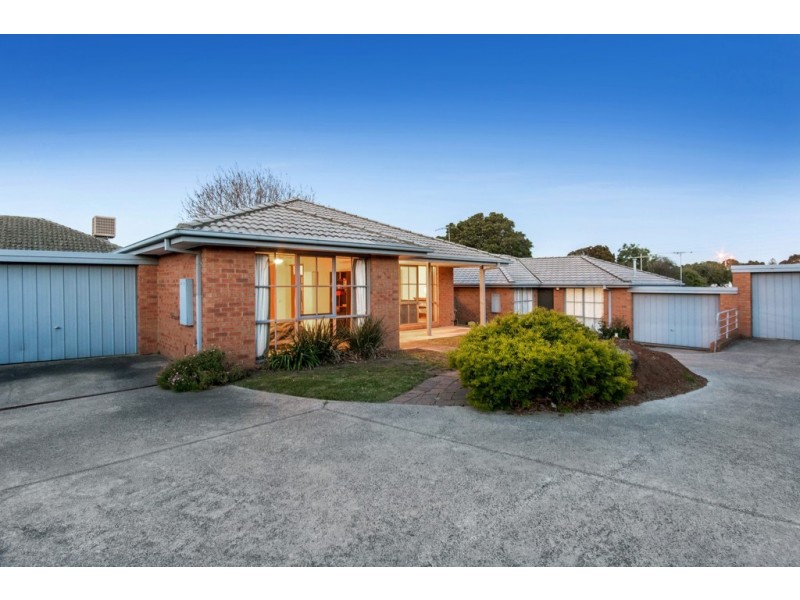 2/2 Catherine Parade, Frankston VIC 3199
