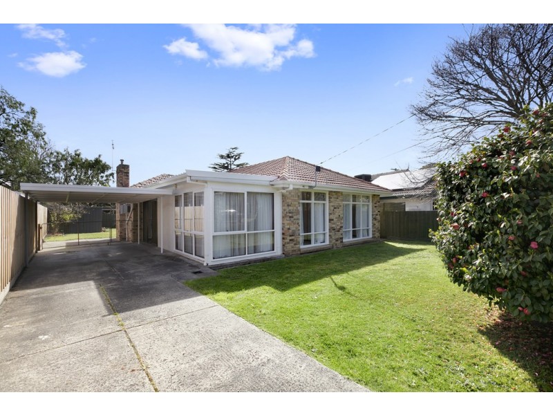 64 Towerhill Road, Frankston VIC 3199