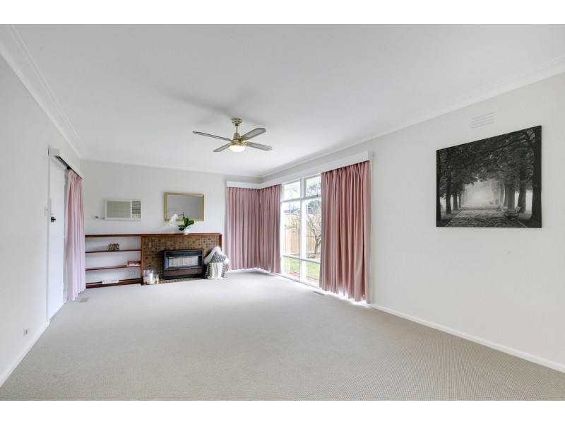 64 Towerhill Road, Frankston VIC 3199
