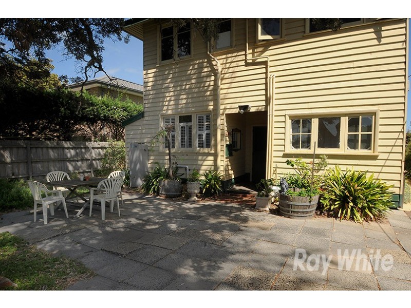 2/24 Gould Street, Frankston VIC 3199