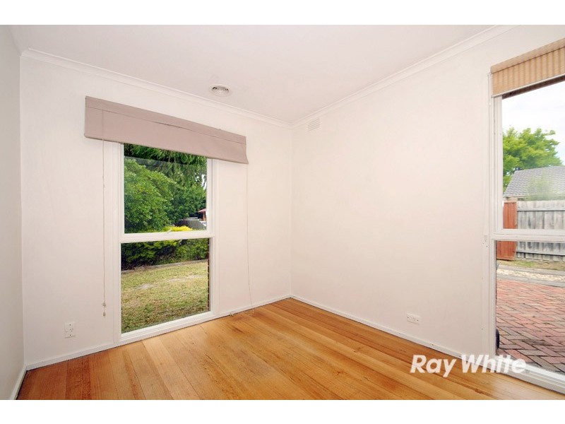 21 Downs Road, Seaford VIC 3198