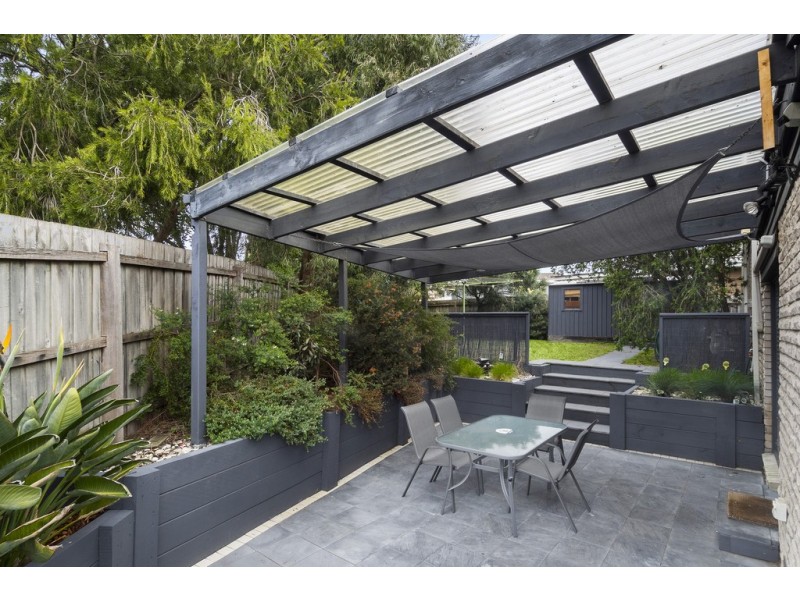 6 Glenora Court, Frankston VIC 3199