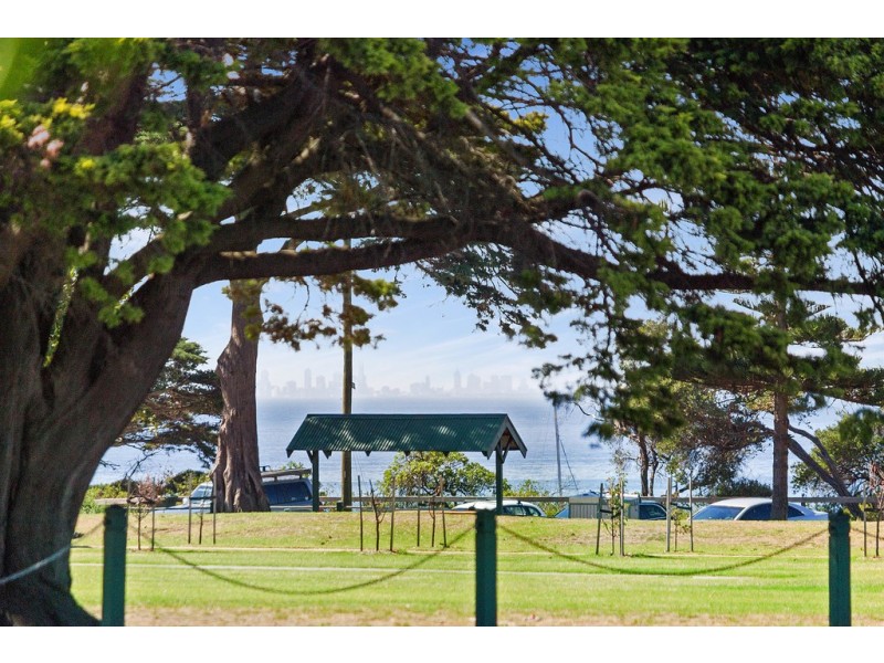 1A Vancouver Street, Mornington VIC 3931