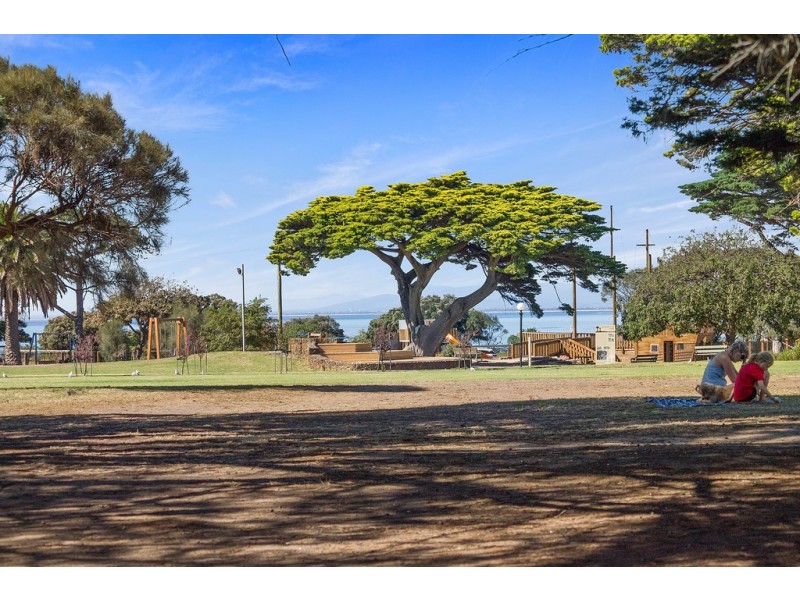 1A Vancouver Street, Mornington VIC 3931