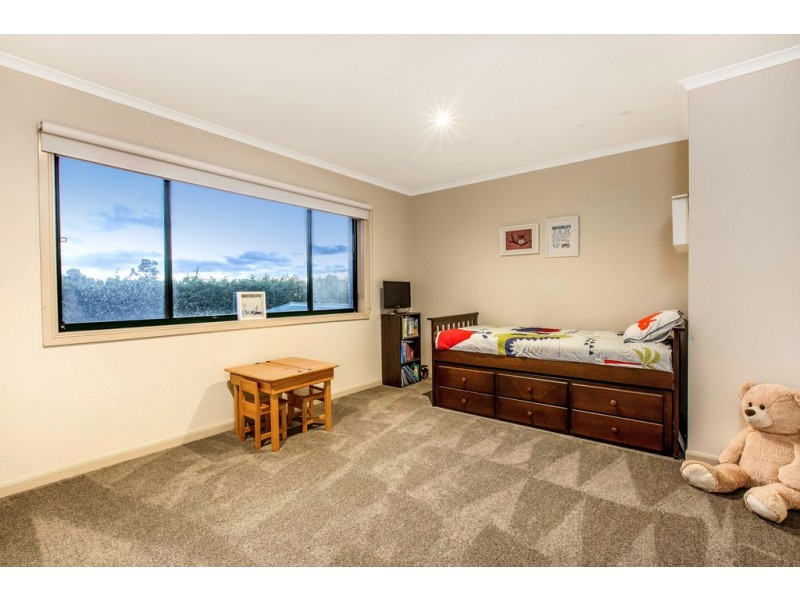 40 Francis Crescent, Langwarrin VIC 3910