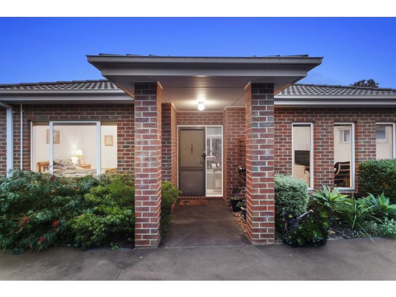 2/3 Wallace Avenue, Frankston VIC 3199