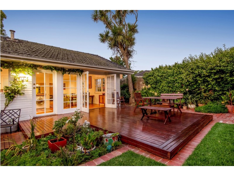 11 Regent Court, Frankston VIC 3199