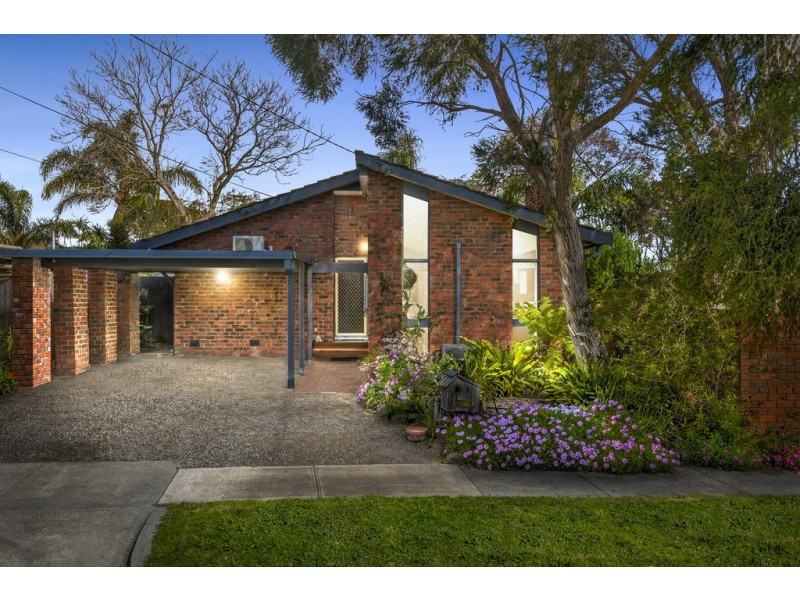2 Innerleven Court, Frankston VIC 3199