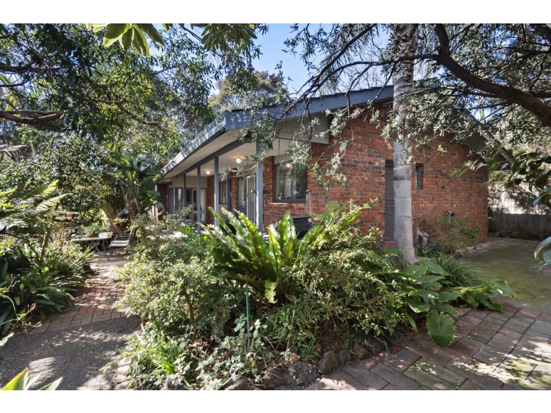 2 Innerleven Court, Frankston VIC 3199