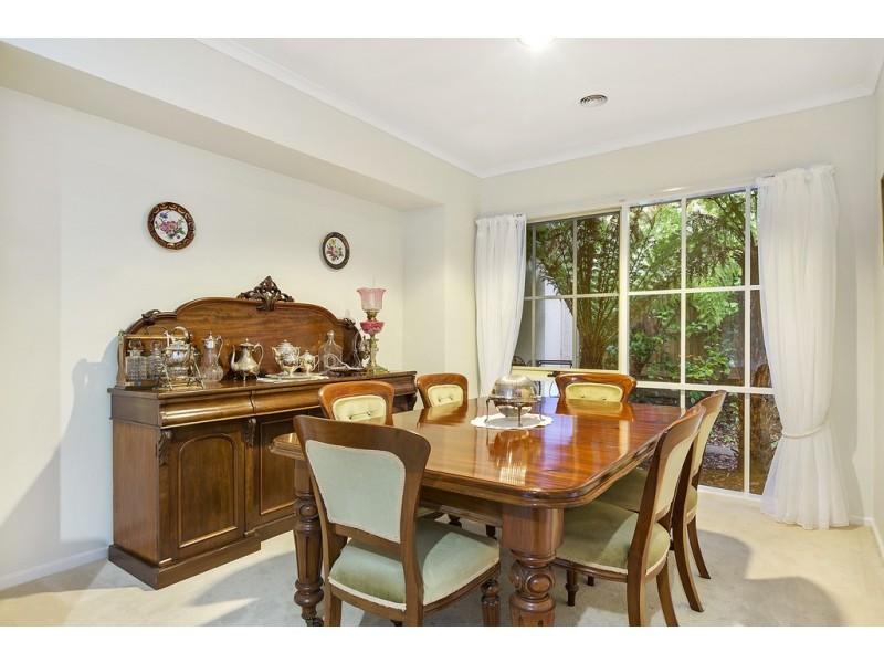 73 Mount Erin Crescent, Frankston South VIC 3199