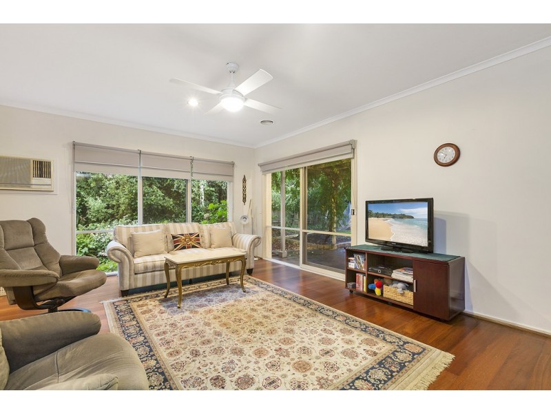 73 Mount Erin Crescent, Frankston South VIC 3199