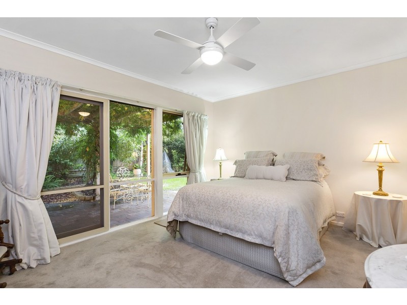 73 Mount Erin Crescent, Frankston South VIC 3199