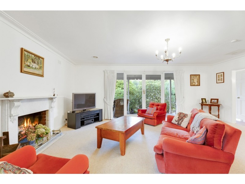 24 Fenton Crescent, Frankston South VIC 3199