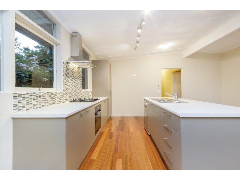 33 Wynden Drive, Frankston VIC 3199
