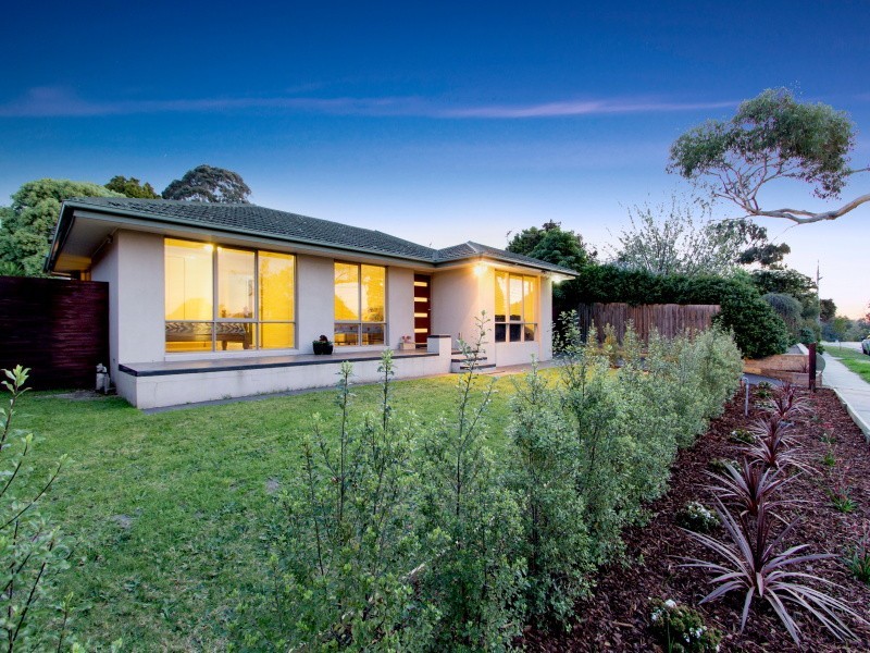 13 Blaxland Avenue, Frankston South VIC 3199