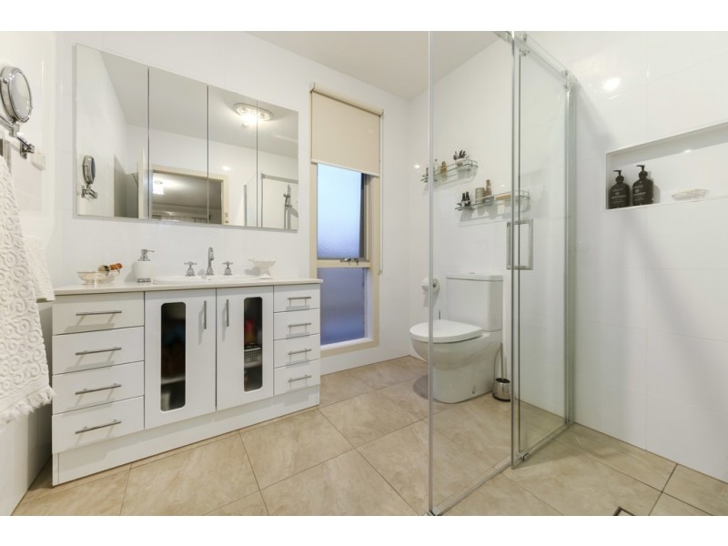 20 Sundown Walk, Frankston South VIC 3199