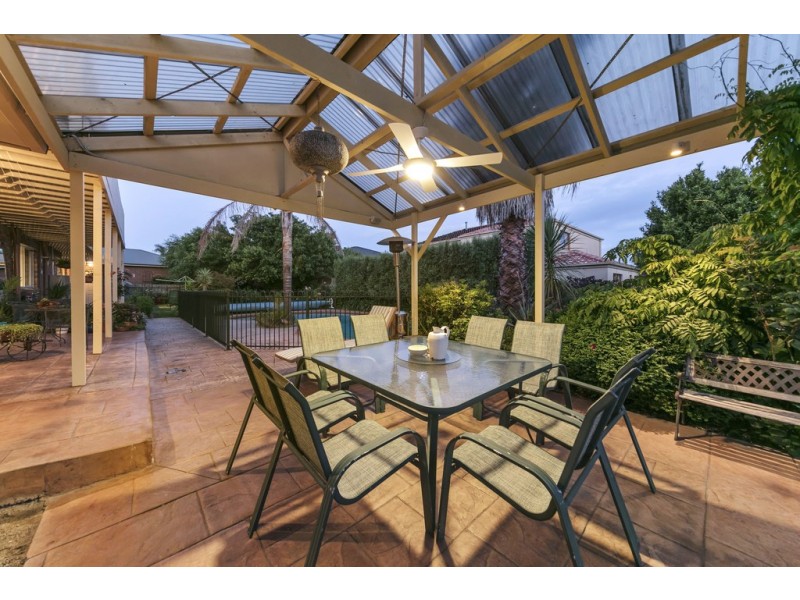 20 Sundown Walk, Frankston South VIC 3199