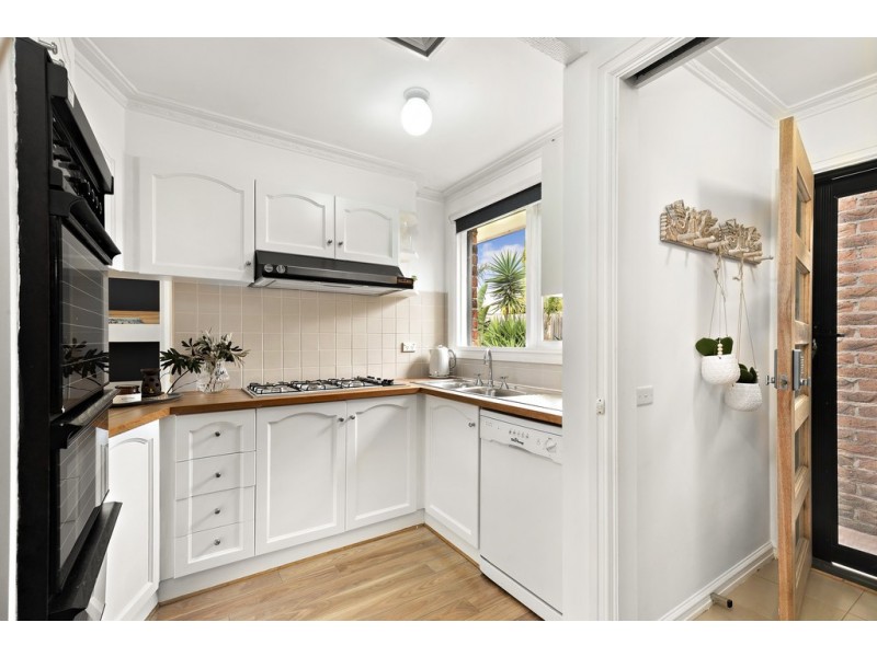 2/3 Gould Street, Frankston VIC 3199