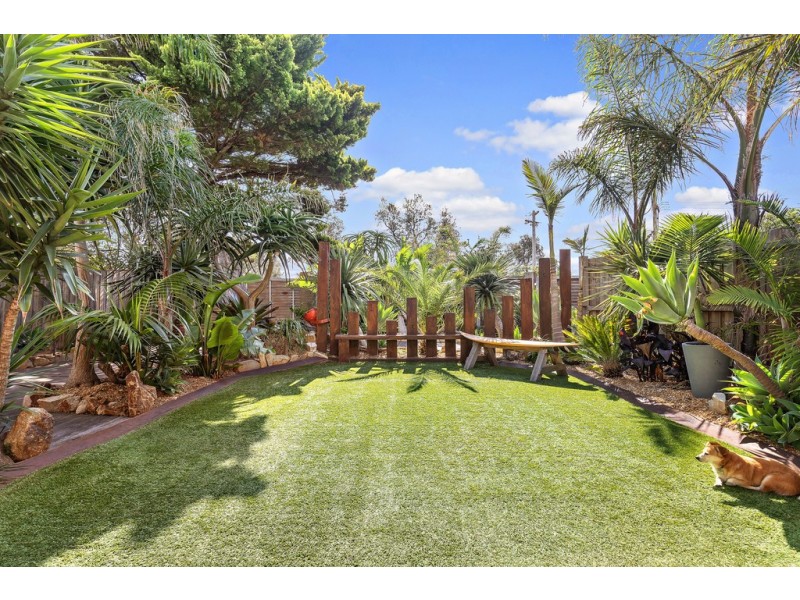 2/3 Gould Street, Frankston VIC 3199