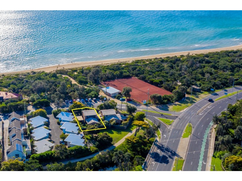 2/3 Gould Street, Frankston VIC 3199