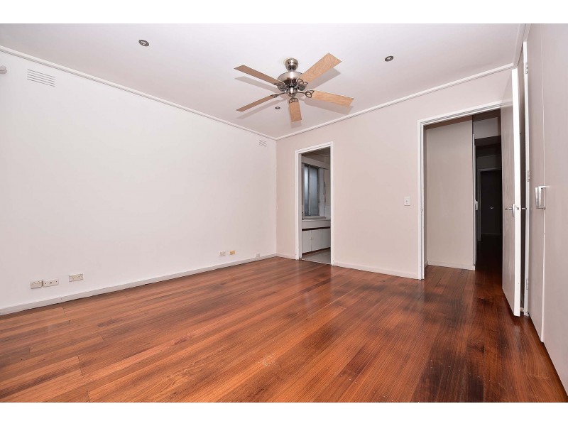 39 The Trossachs, Frankston VIC 3199