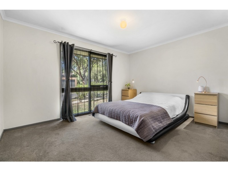 9 Chamouni Court, Frankston VIC 3199