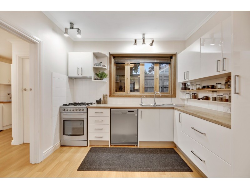 37 Frome Avenue, Frankston VIC 3199