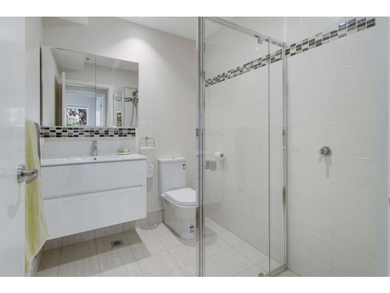 4/32-34 Pine Hill Drive, Frankston VIC 3199