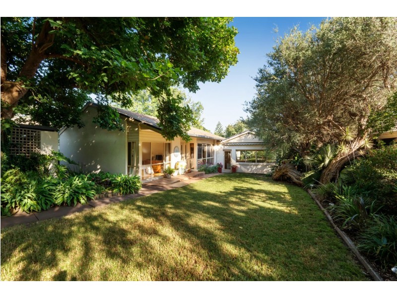 4 The Close, Frankston South VIC 3199