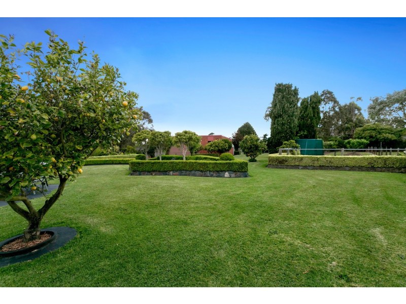 7 Jinchilla Avenue, Frankston South VIC 3199