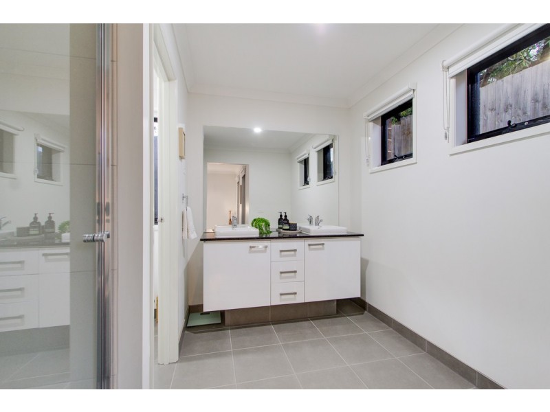 13A Kenilworth Avenue, Frankston VIC 3199