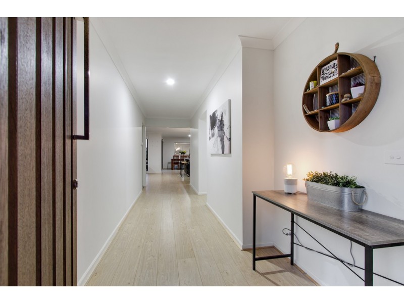 13A Kenilworth Avenue, Frankston VIC 3199