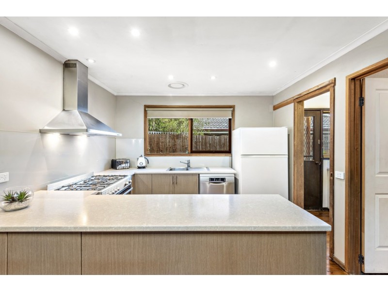 10 Warrawee Circuit, Frankston VIC 3199