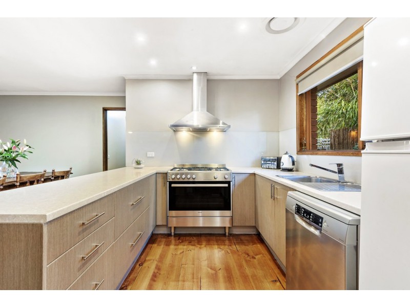 10 Warrawee Circuit, Frankston VIC 3199