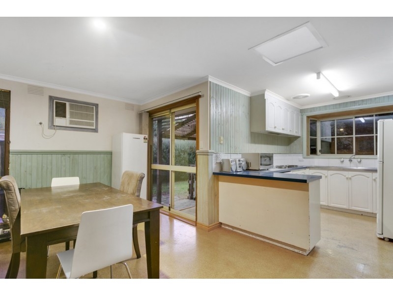 1 Melaleuca Court, Frankston VIC 3199