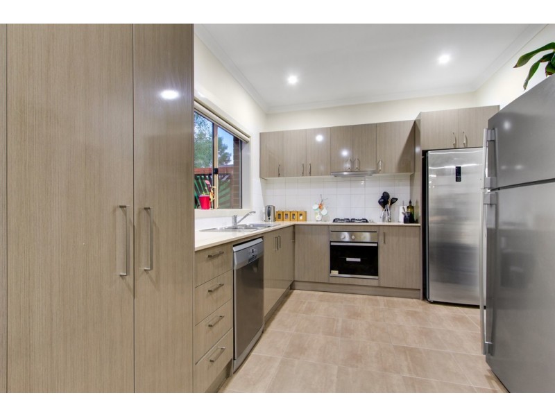 5/16 Athol Court, Langwarrin VIC 3910