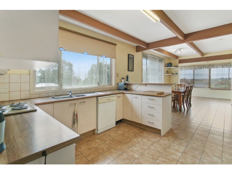 22 Kenilworth Avenue, Frankston VIC 3199