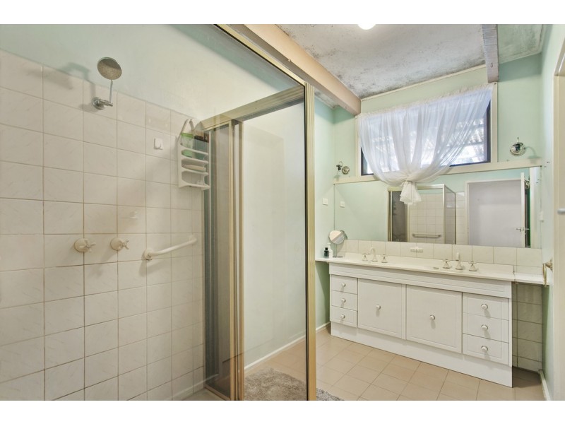 22 Kenilworth Avenue, Frankston VIC 3199