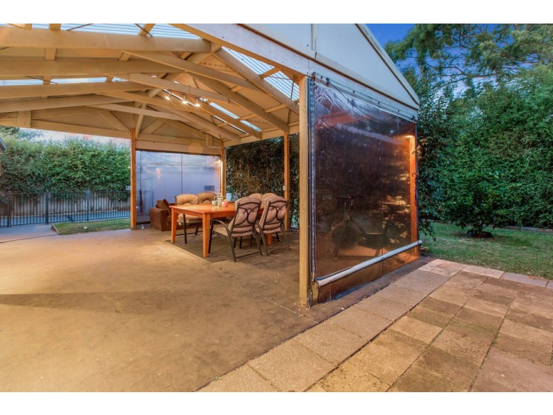 2 Kadina Close, Frankston VIC 3199
